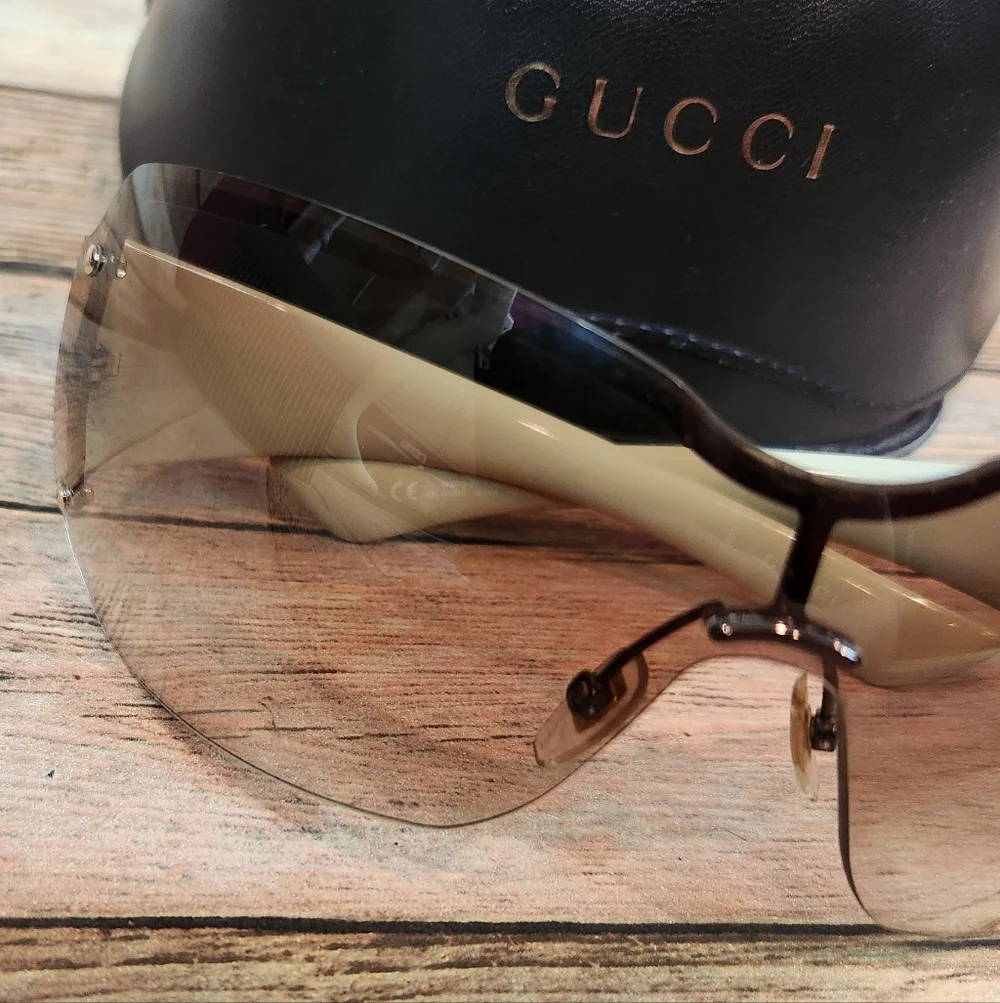 Gucci Rimless Signature Monogram Oversized Sunglasses GG1825/S - Picture 2 of 7